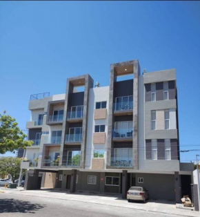 Condominio en ubicado en la zona dorada de Mzt